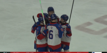 St. Francis Blows Out Elyria Catholic 10-0 In District Finals