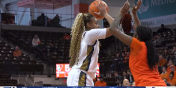 Short-Handed Toledo Women Fall at BGSU