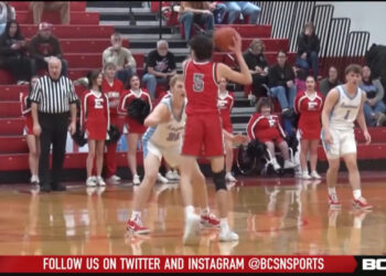 Huron Comes Back From Down 11 To Sneak Past Eastwood 68-67, Sets Up Date With Margaretta