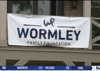 Chris Wormley Joins Mark Kunz In Studio Ahead of Celebrity Softball Game