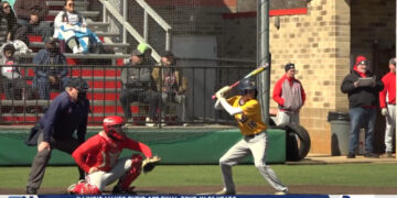 Whitmer Comes Back to Pounce Central Catholic, 16-7