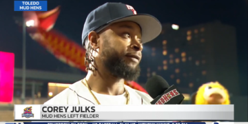 Hens Claw Saints 5-2, Powered by Julks and Jung Homers