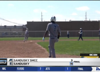Sandusky Comes Back to Dominate SMCC, 11-3