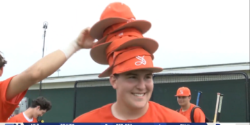 Southview Outlasts Central Catholic to Advance to District Finals