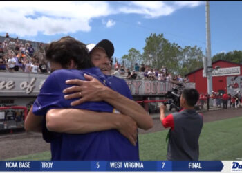 Leipsic Gets Walk-off Win over South Webster in State Semifinal, 11-10