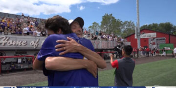 Leipsic Gets Walk-off Win over South Webster in State Semifinal, 11-10