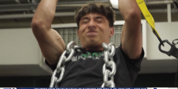 Built For The Weight Room: Clay WR Jimmy Derr Eyes Big Season After Kidney Laceration