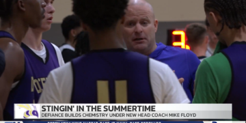 Mike Floyd and Jackets Getting Acquainted In Summer Hoops