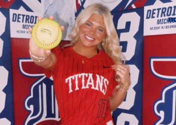 Canvas and Conversation: Springfield Softball Alum And Detroit Mercy Standout Hannah Schlachter