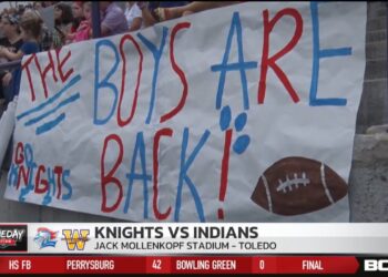 Perrysburg Blows Out Bowling Green 42-0