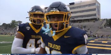 Toledo Pulls Off Miraculous Comeback To Stun Temple 49-48 In Overtime