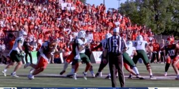 South Florida Rallies To Down Bowling Green 14-6