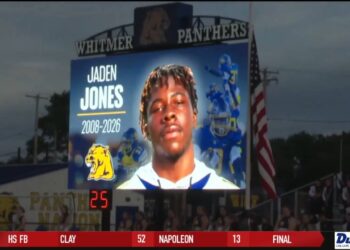 Holmes’ 252 Yards, Four Touchdowns Power Whitmer To Emotional 49-2 Win Over Fremont Ross