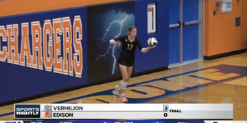 Vermilion Volleyball Gets Straight-Set Win at Edison