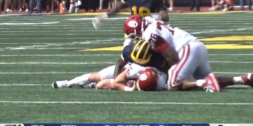 Michigan Stuns #11 Oklahoma 17-10 In Ann Arbor