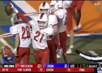 Port Clinton Keeps Playoff Hopes Alive In 51-16 Drubbing Of Edison